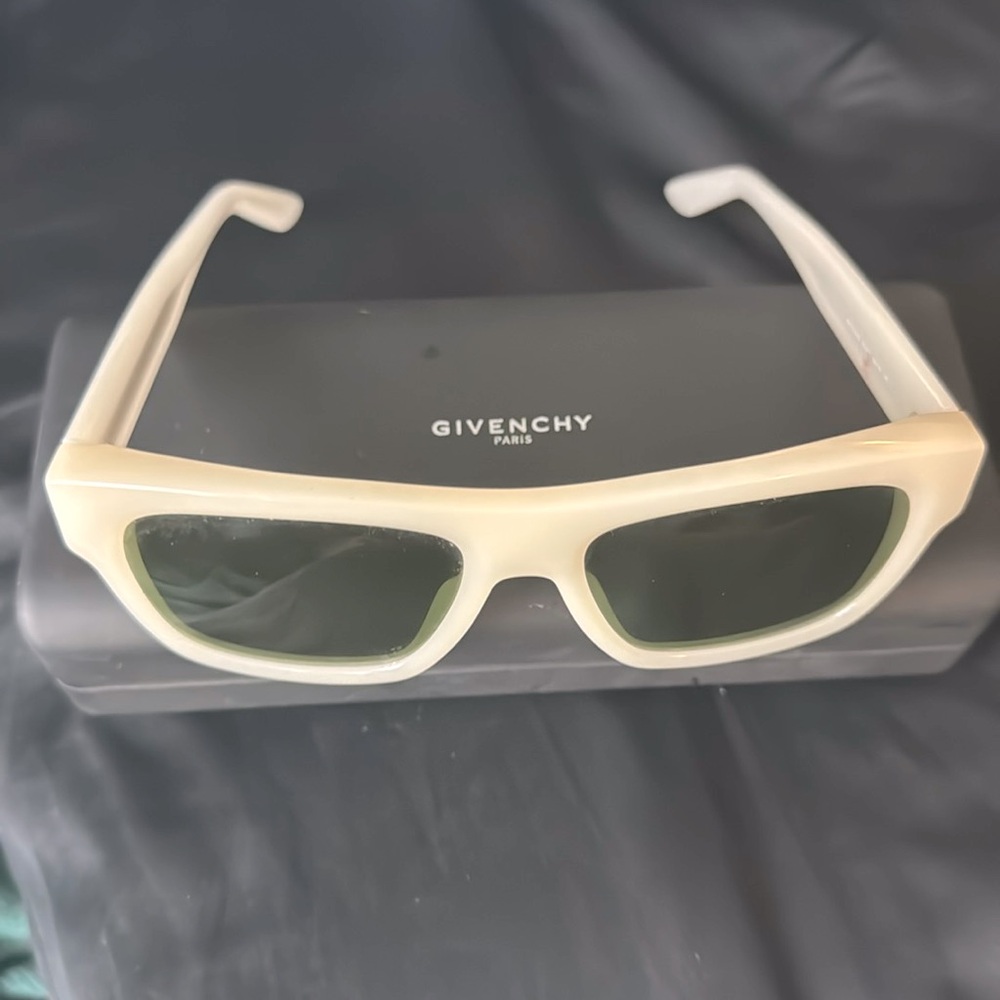 Givenchy Sunglasses NWOT comes with original case